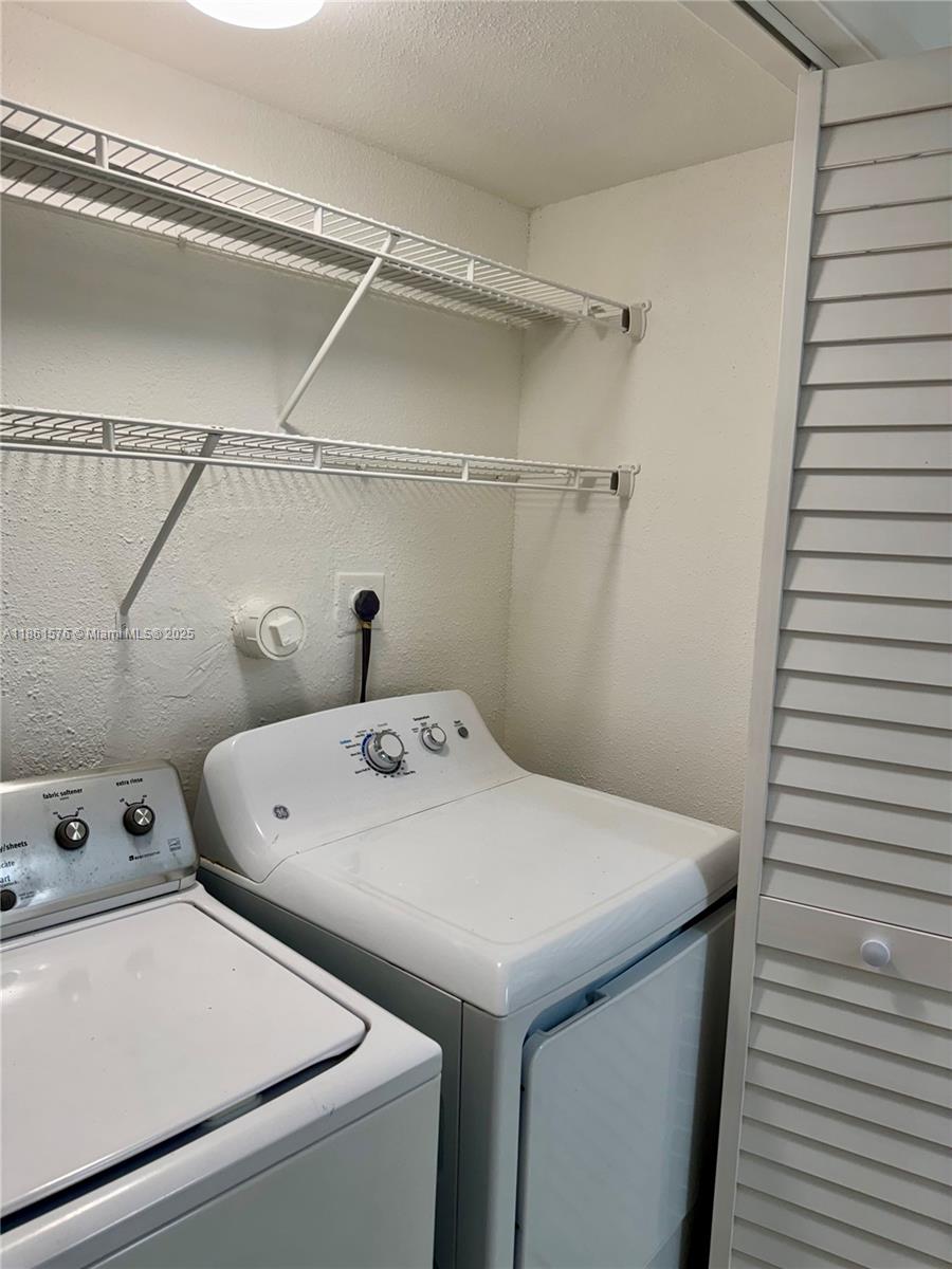 SAVANNAH AT RIVERSIDE CON - Residential Lease