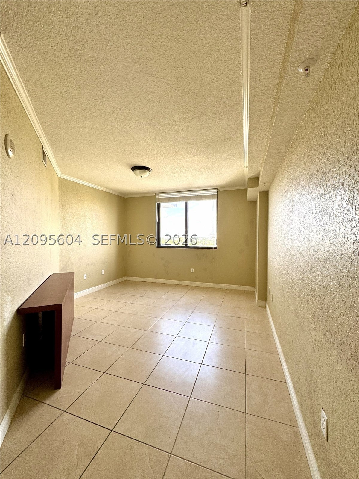 2301 SW 27th Ave 1500