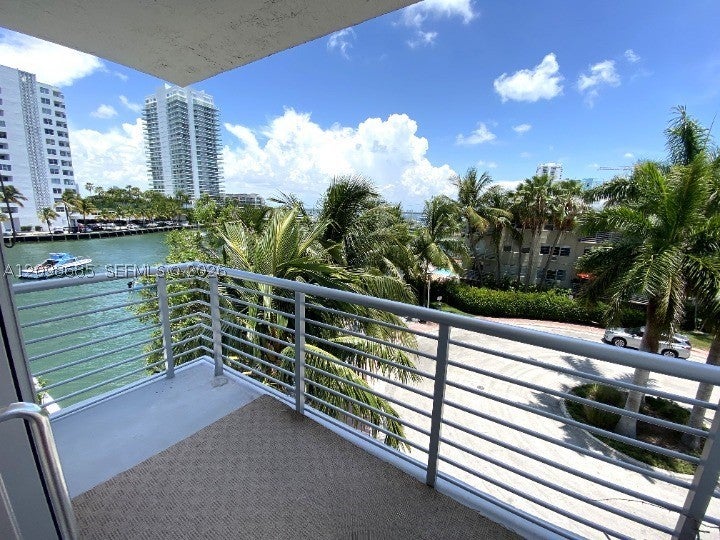 1450 Lincoln Rd 401