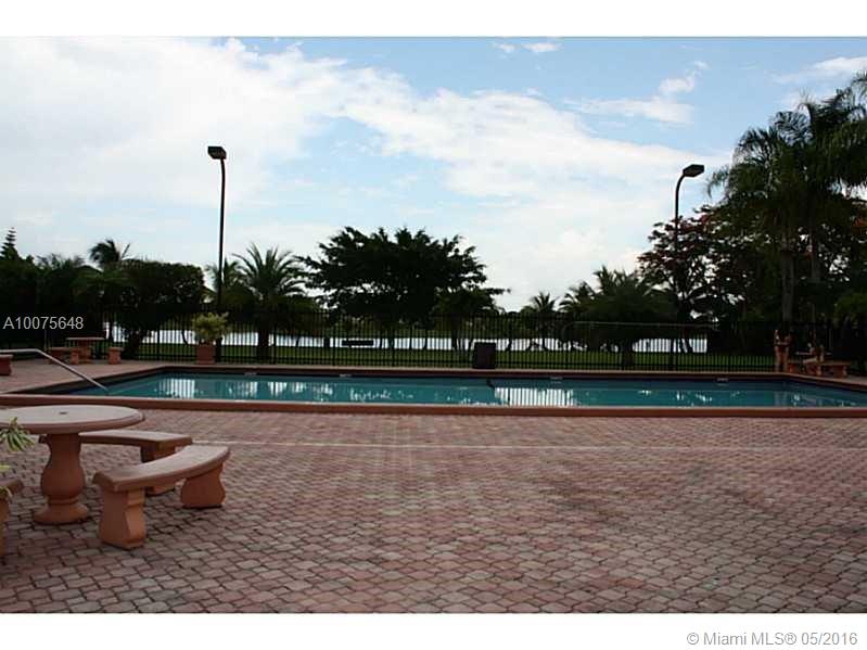 Lakes Meadow Homes - Residential