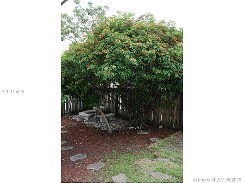 Lakes Meadow Homes - Residential