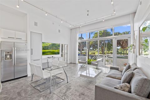 2001 Meridian Ave 107 Miami Beach FL 33139