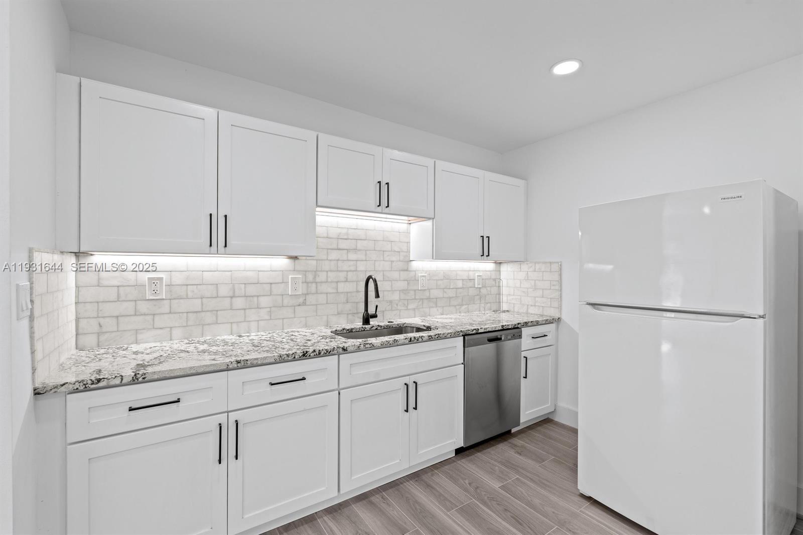 GOLDEN SHORES OCEAN BLVD - Residential Lease