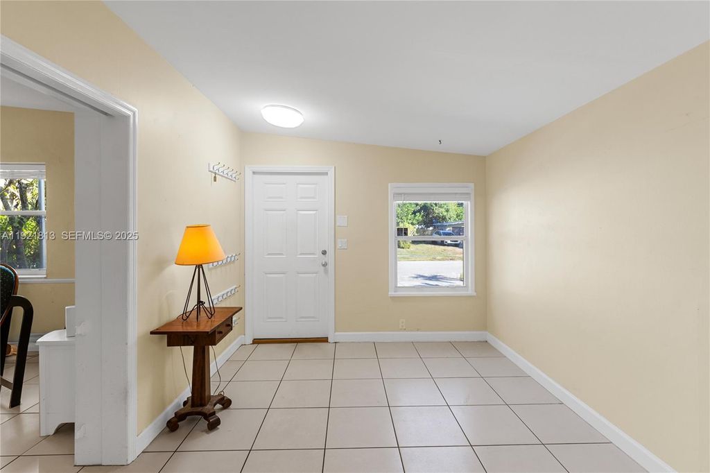 Photo of 1410 NE 40th Ct, Pompano Beach, FL 33064 (MLS # A11921813)