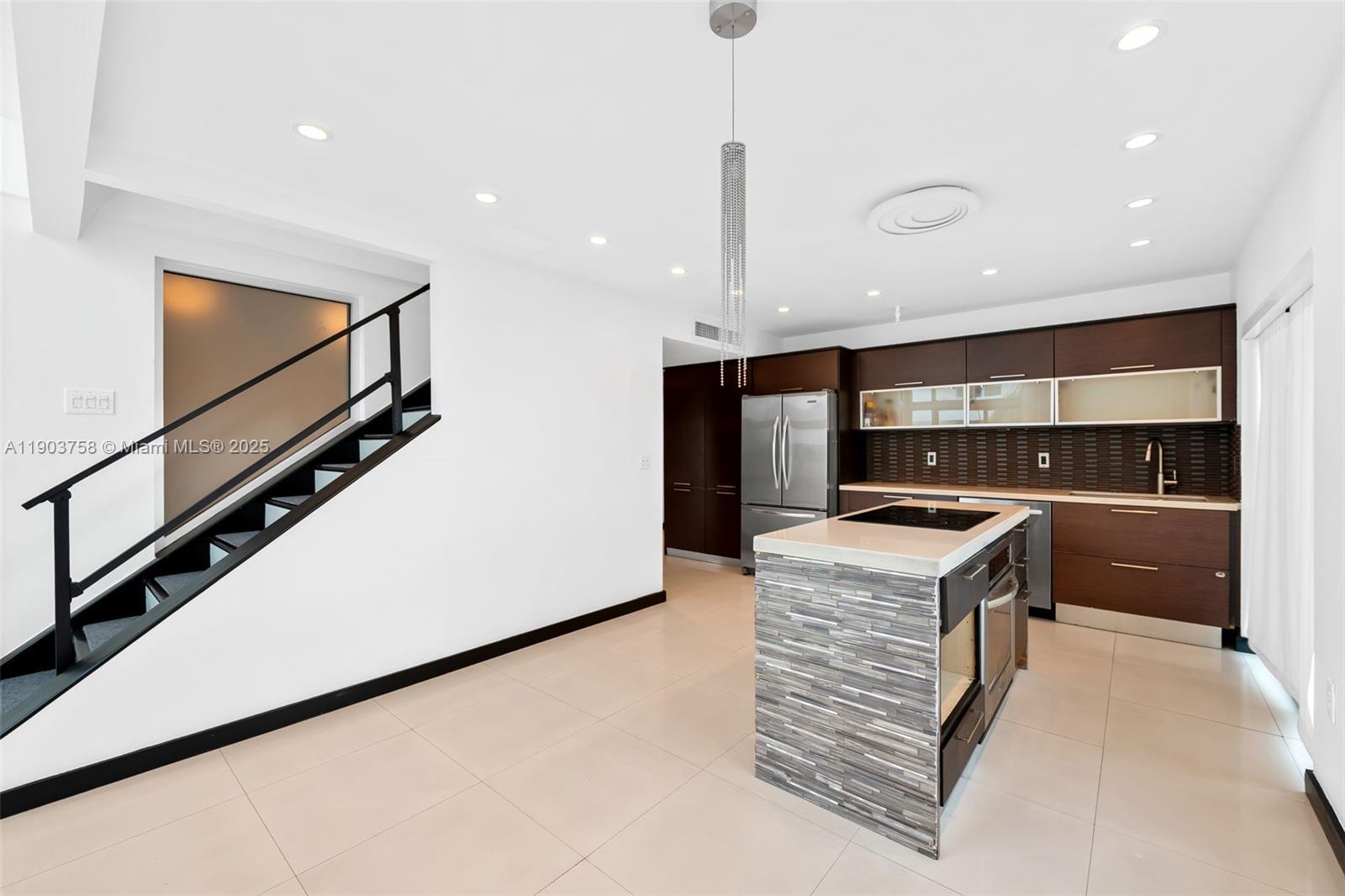 VILASOL CONDO - Residential Lease