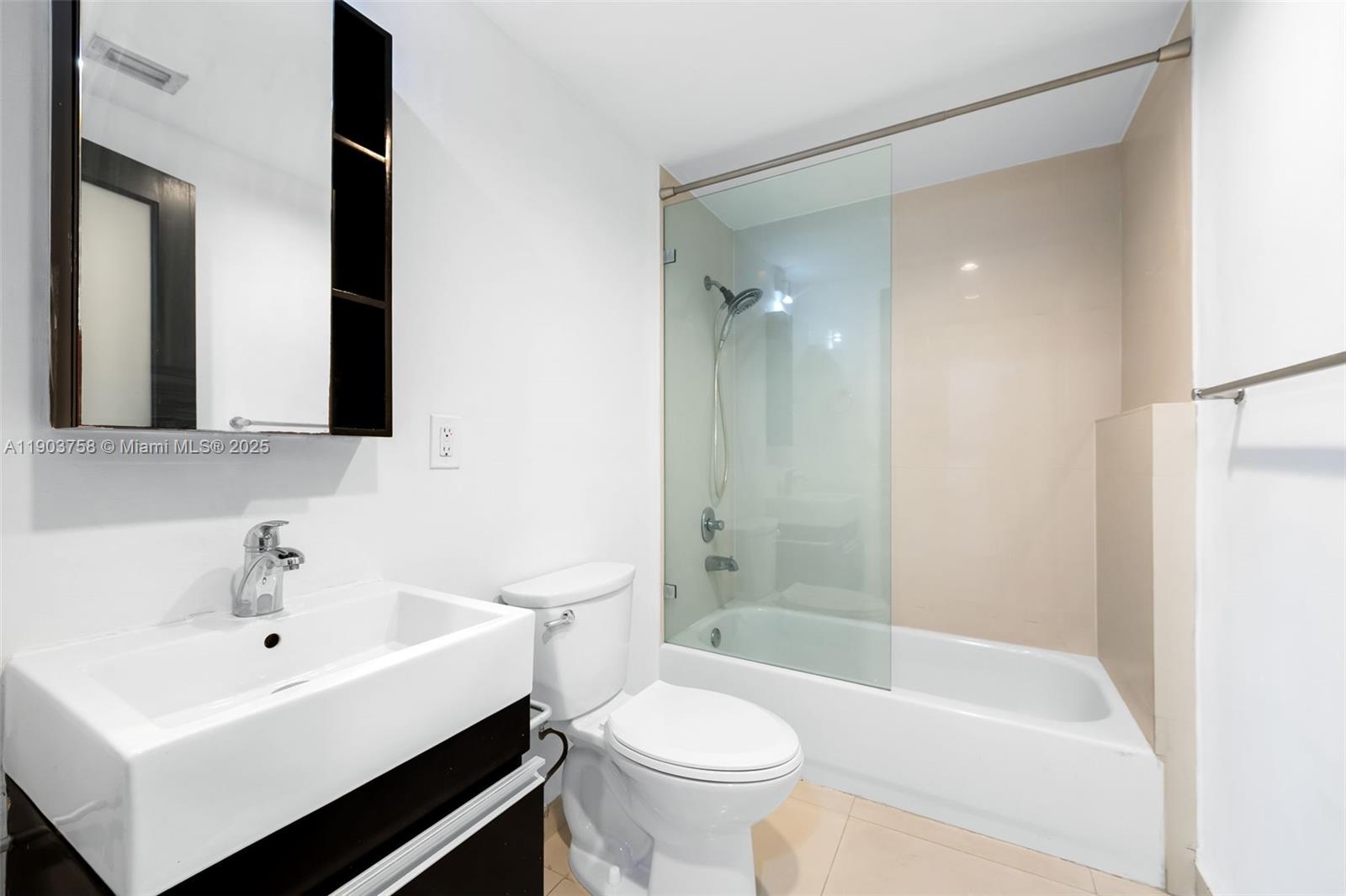 VILASOL CONDO - Residential Lease