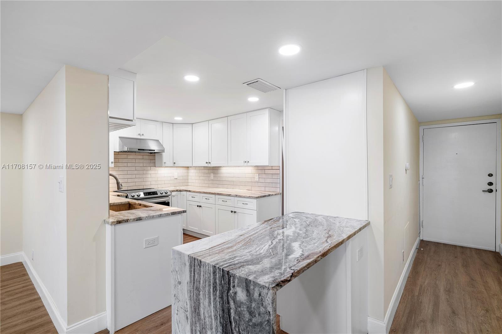 812 Briny Ave PH-A