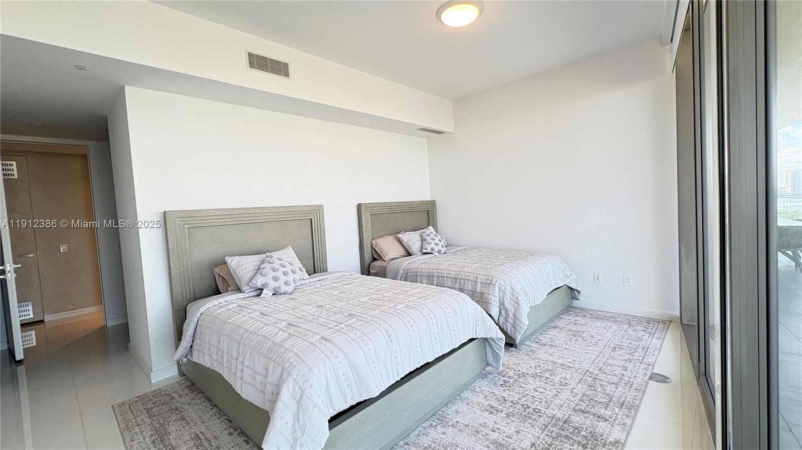 18975 COLLINS CONDO - Residential Lease