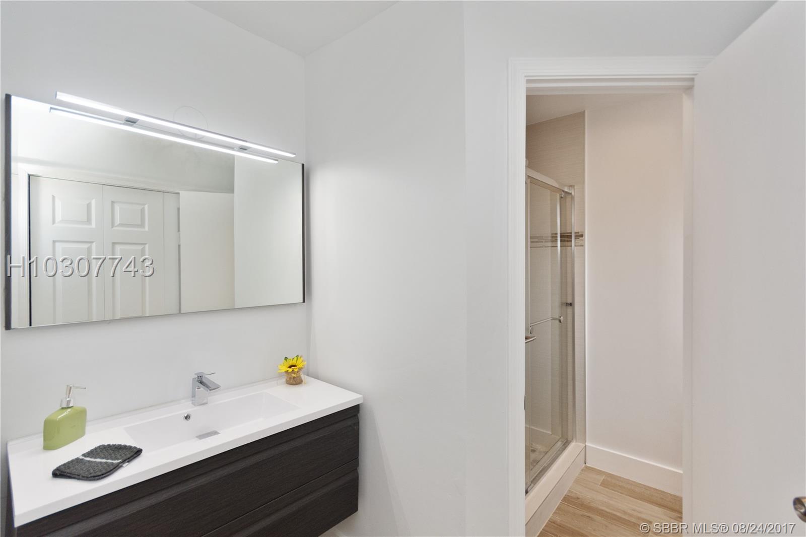 University Park Country C - Residential