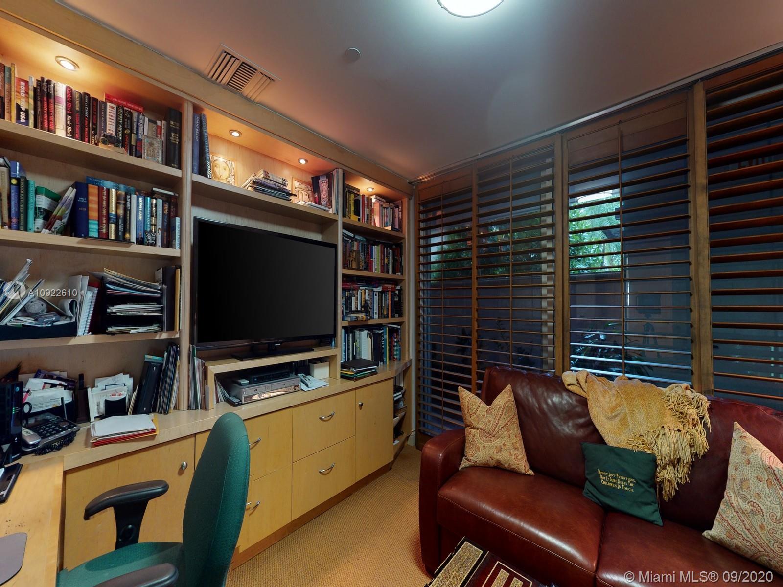 BAYVIEW FISHER ISL CONDO - Residential