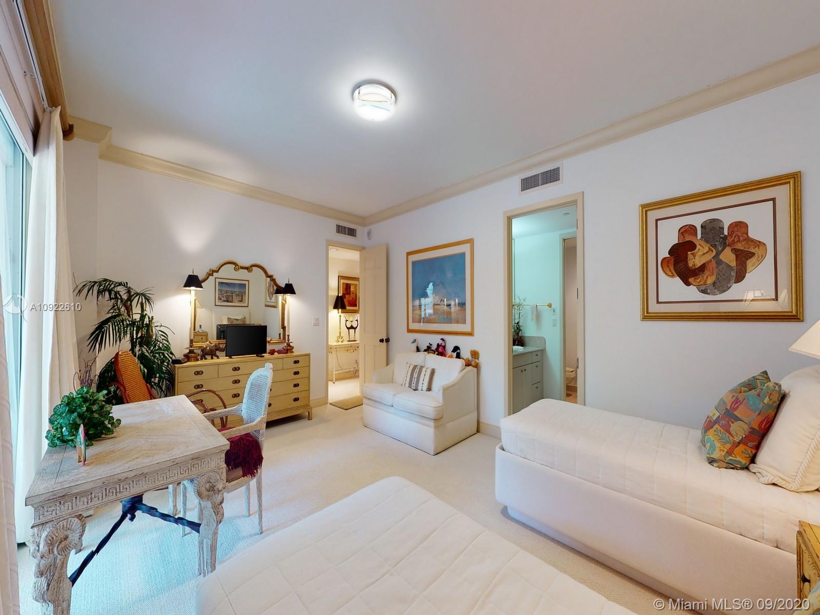 BAYVIEW FISHER ISL CONDO - Residential