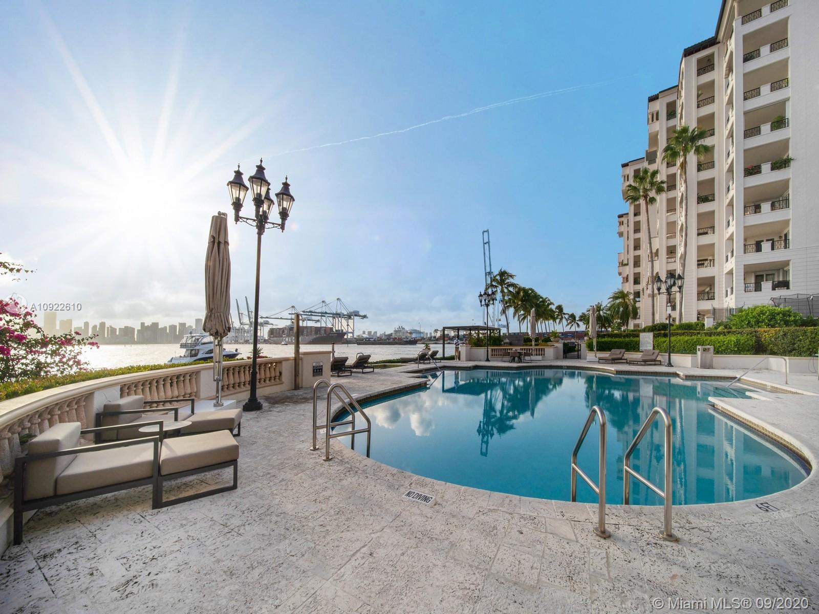 BAYVIEW FISHER ISL CONDO - Residential