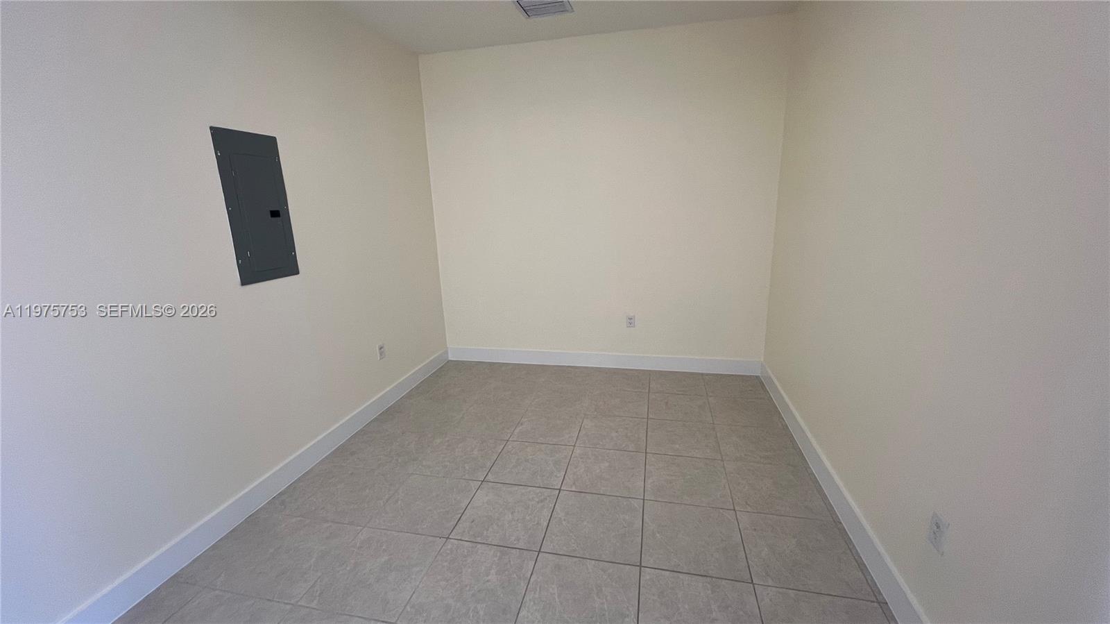 GRAND BAY SOUTH VILLAS - Residential Lease