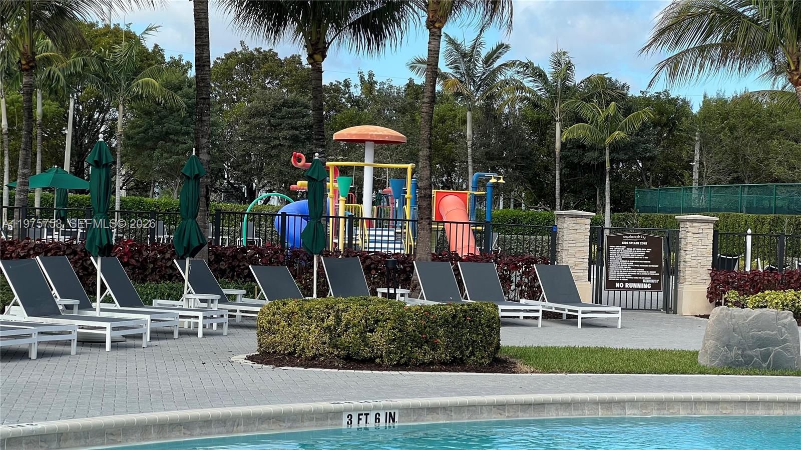 GRAND BAY SOUTH VILLAS - Residential Lease