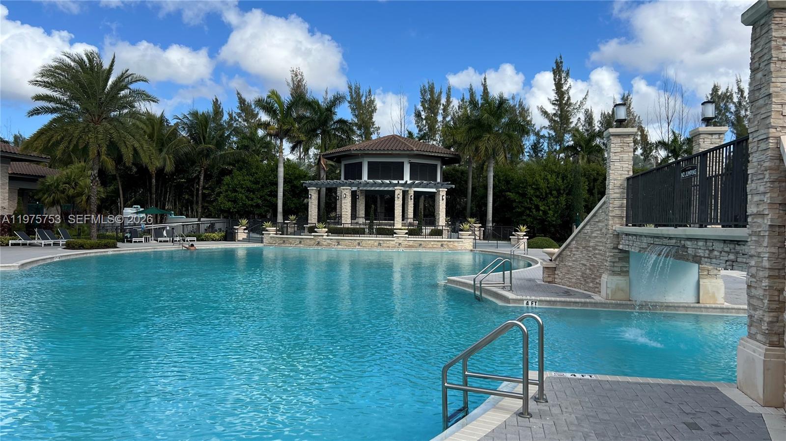 GRAND BAY SOUTH VILLAS - Residential Lease