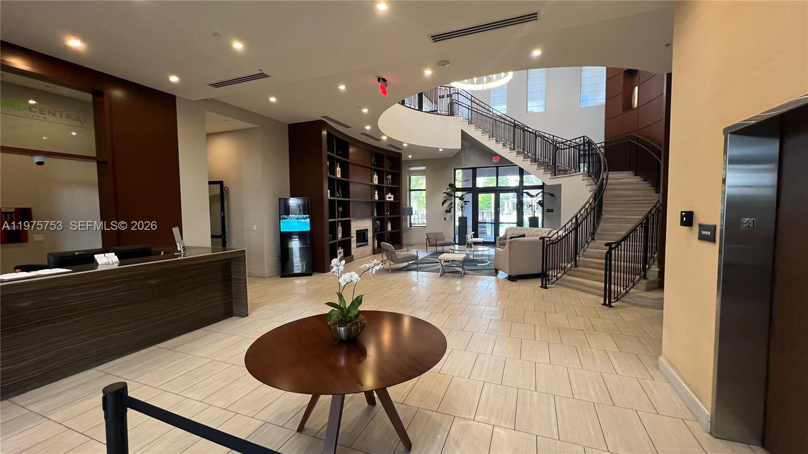 GRAND BAY SOUTH VILLAS - Residential Lease