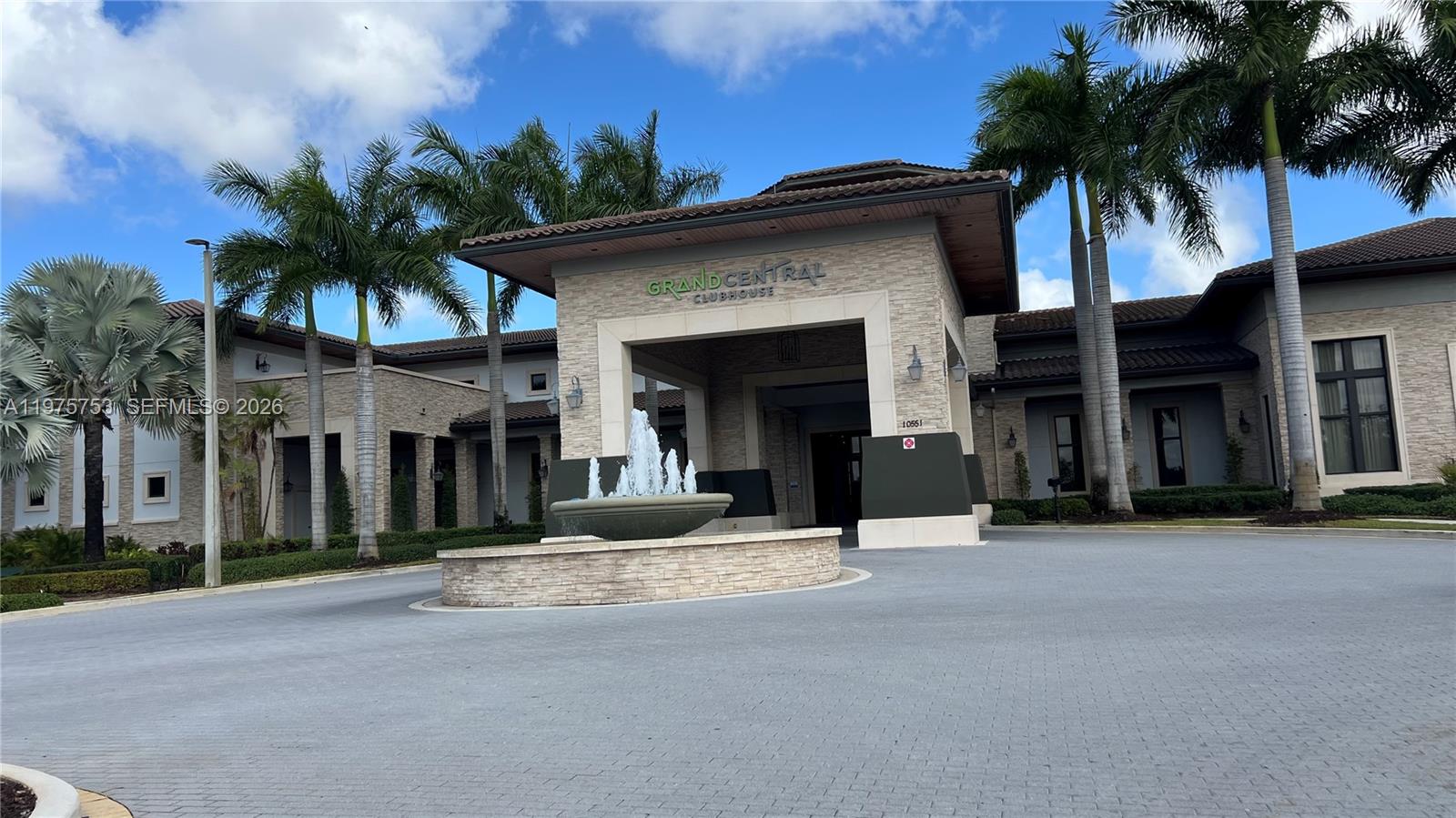 GRAND BAY SOUTH VILLAS - Residential Lease