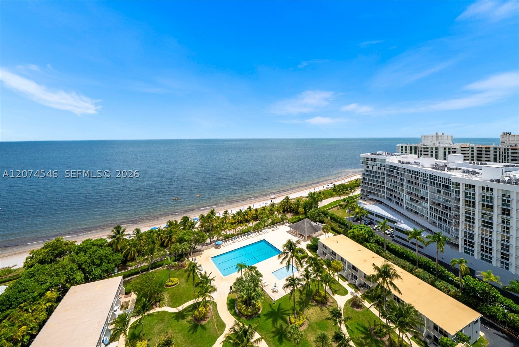 881 Ocean Dr 16F
