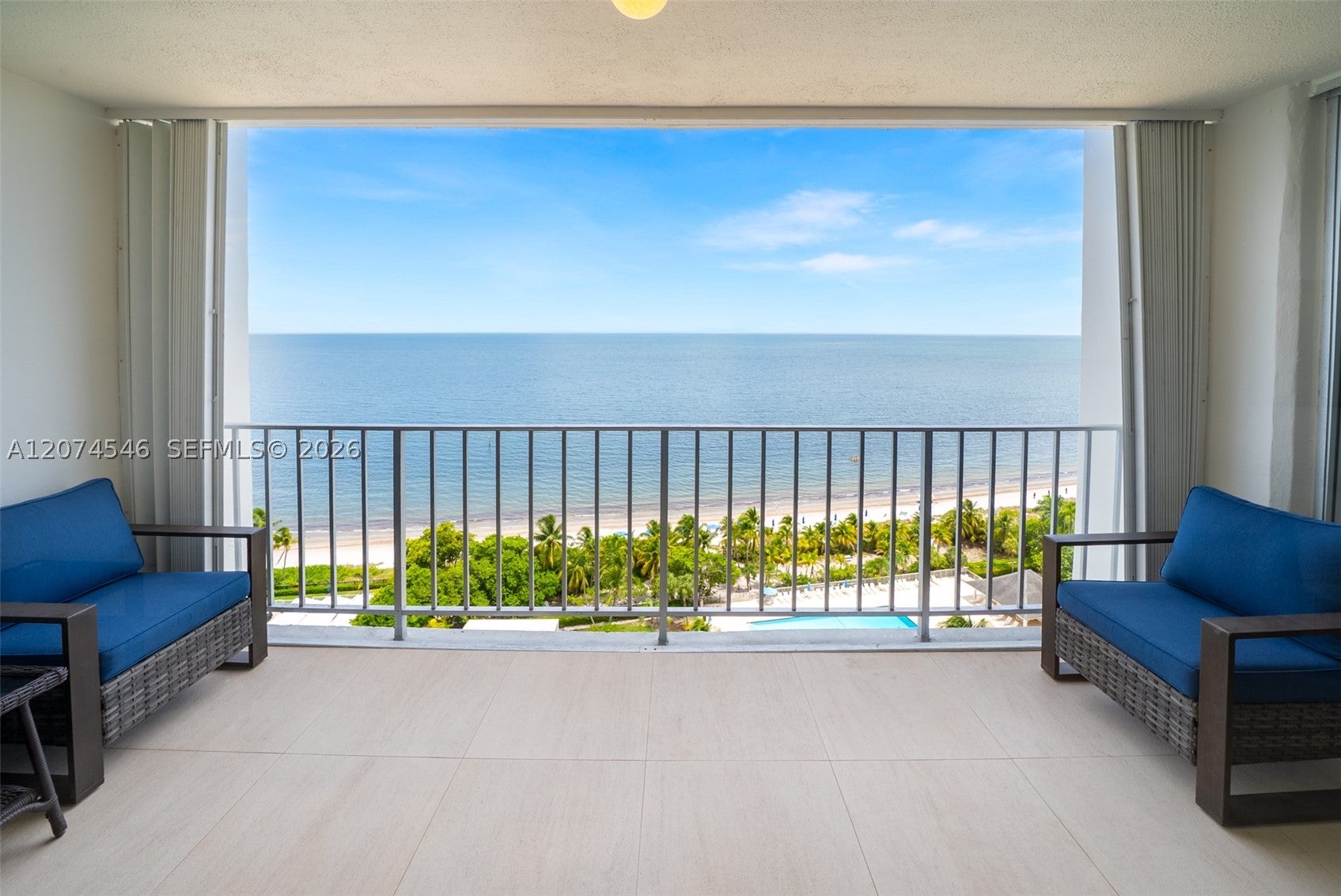 881 Ocean Dr 16F