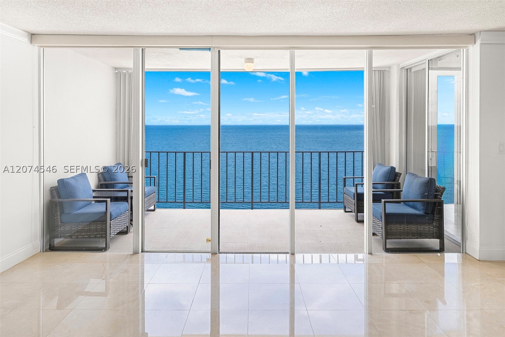 881 Ocean Dr
