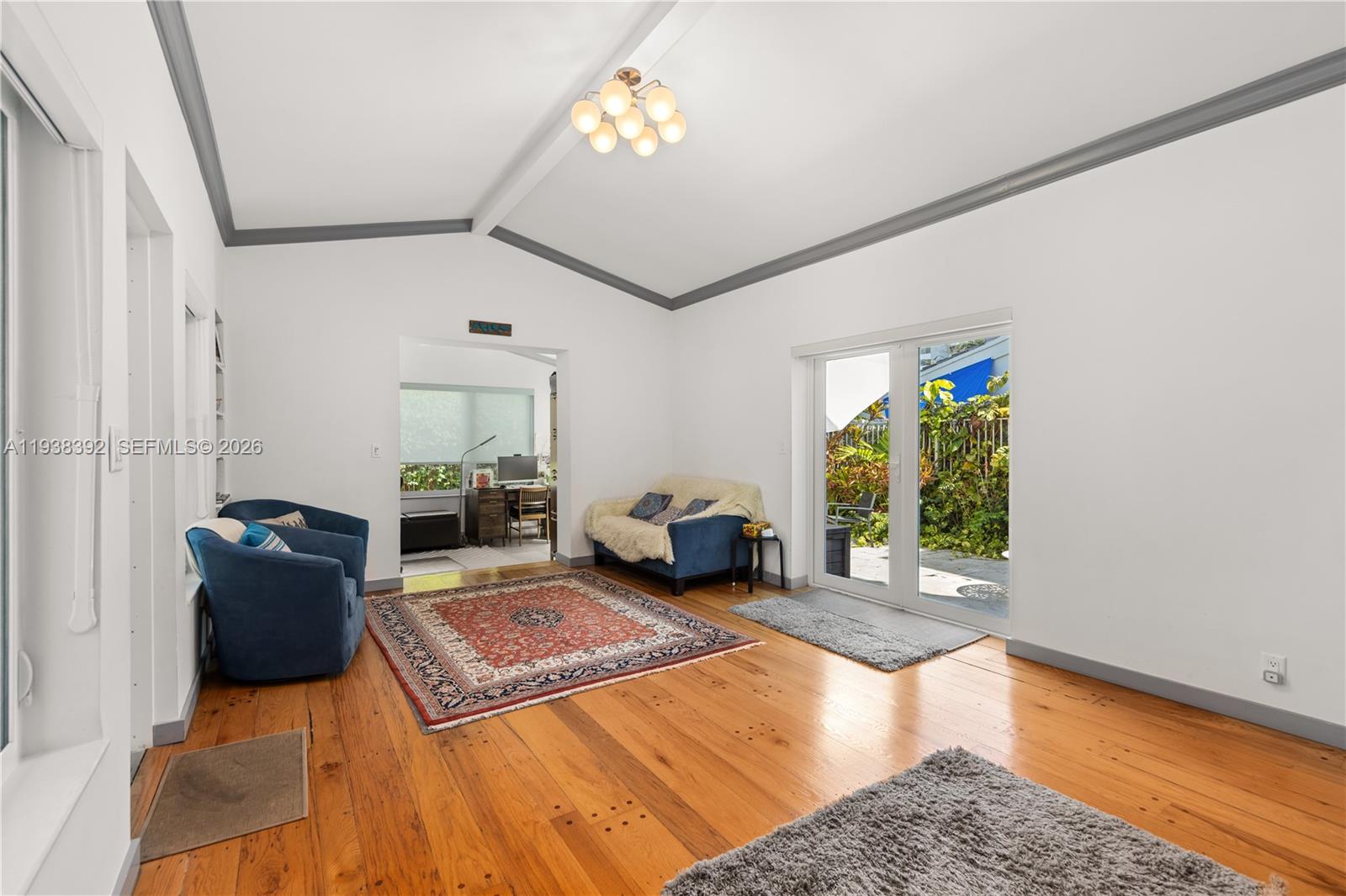 BRICKELL ESTATES - Residential