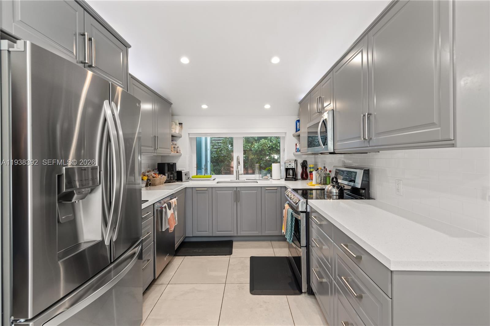 BRICKELL ESTATES - Residential