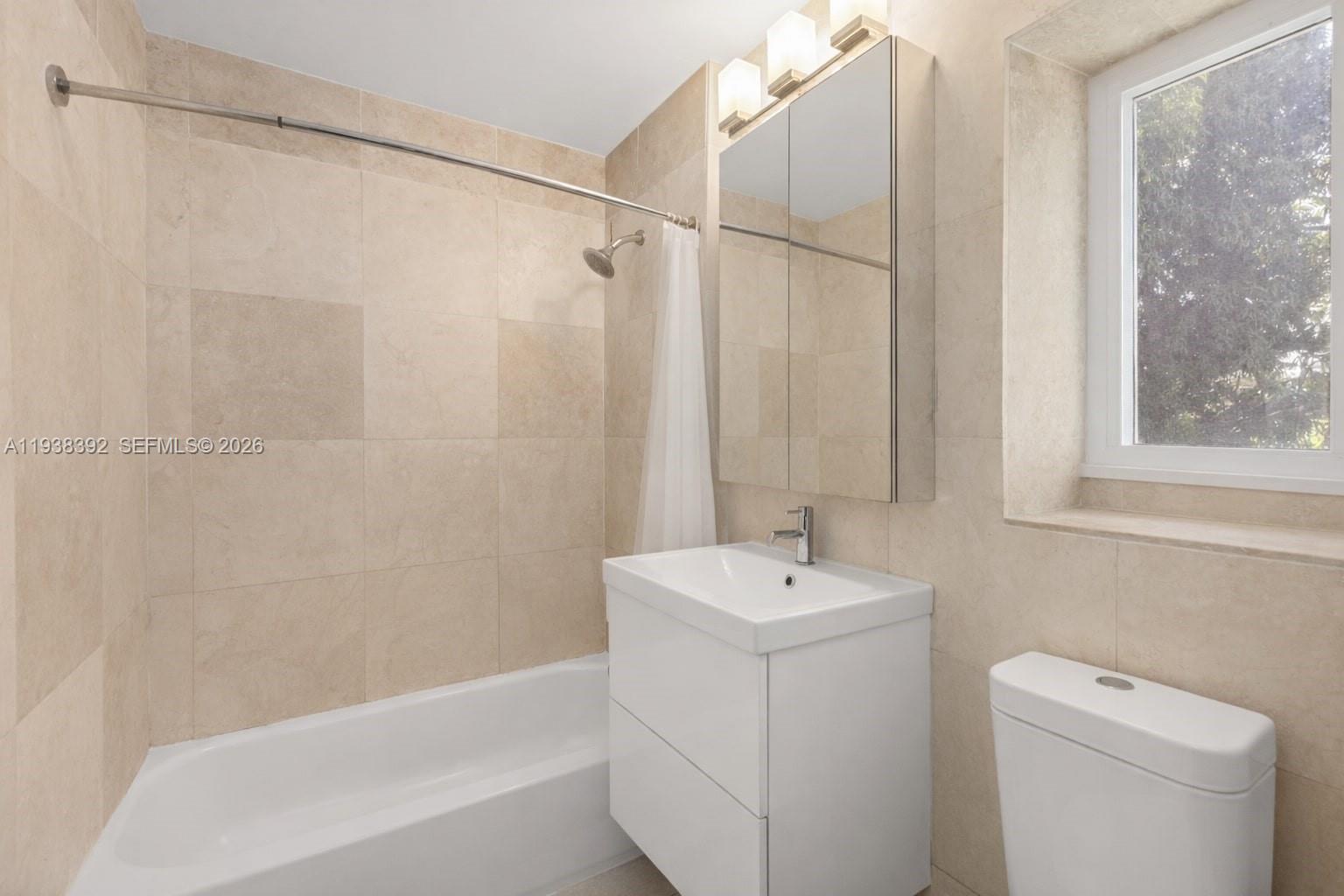 BRICKELL ESTATES - Residential