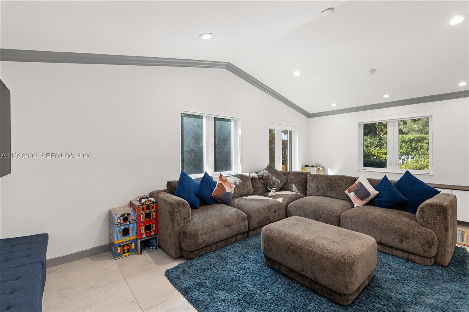 BRICKELL ESTATES - Residential