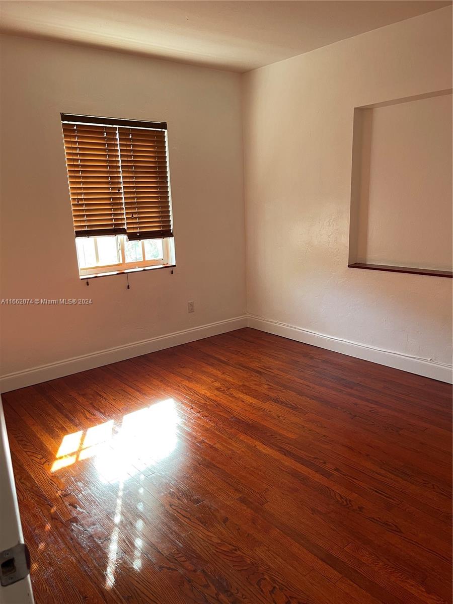 TWELFTH ST MANORS - Residential Income