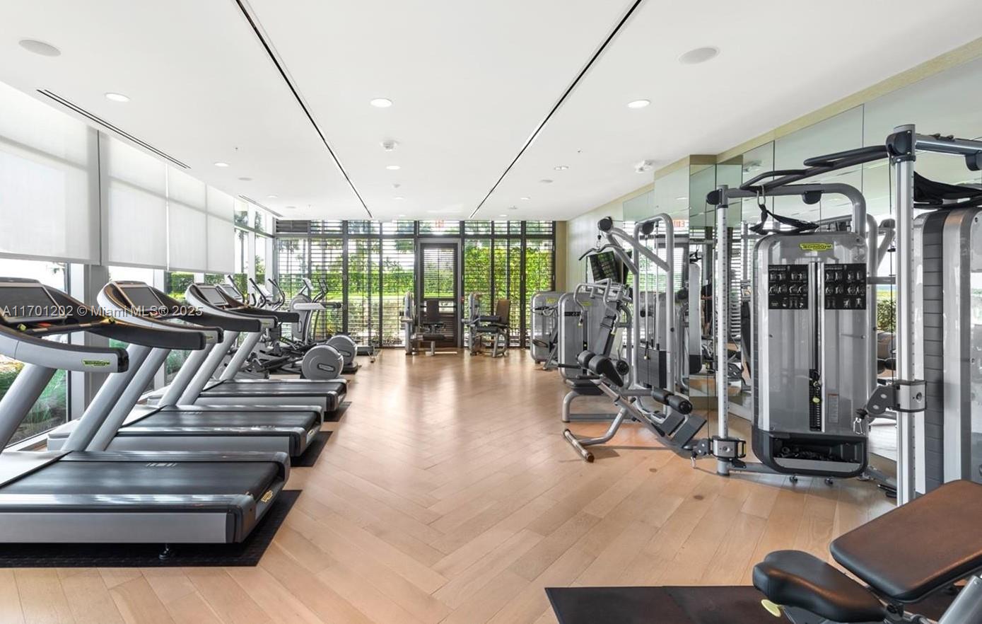 OCEANA KEY BISCAYNE CONDO - Residential