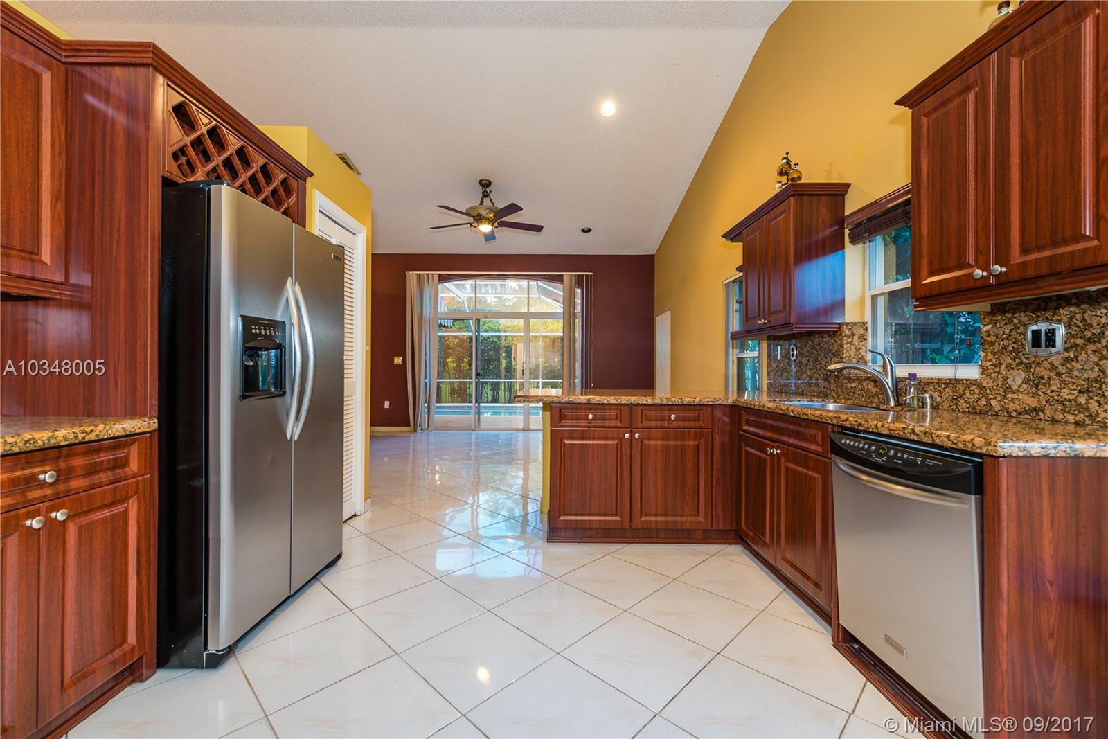 REPLAT OF COUNTRY LAKES S - Residential