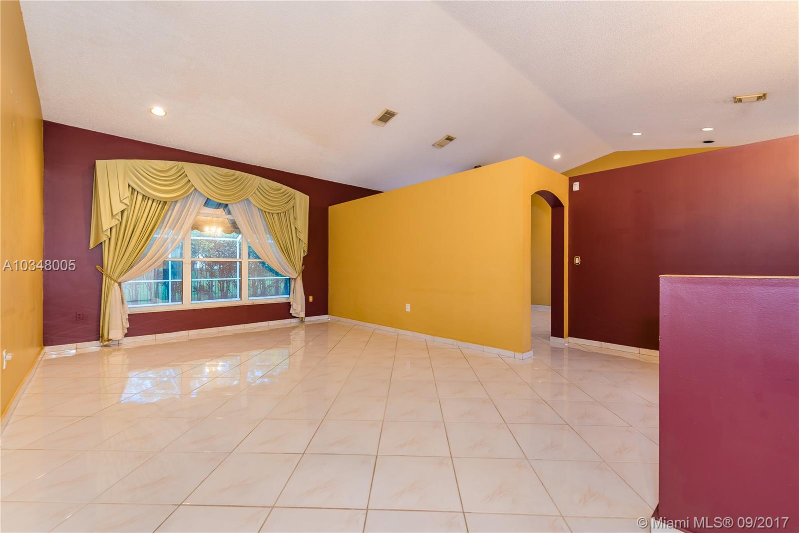 REPLAT OF COUNTRY LAKES S - Residential