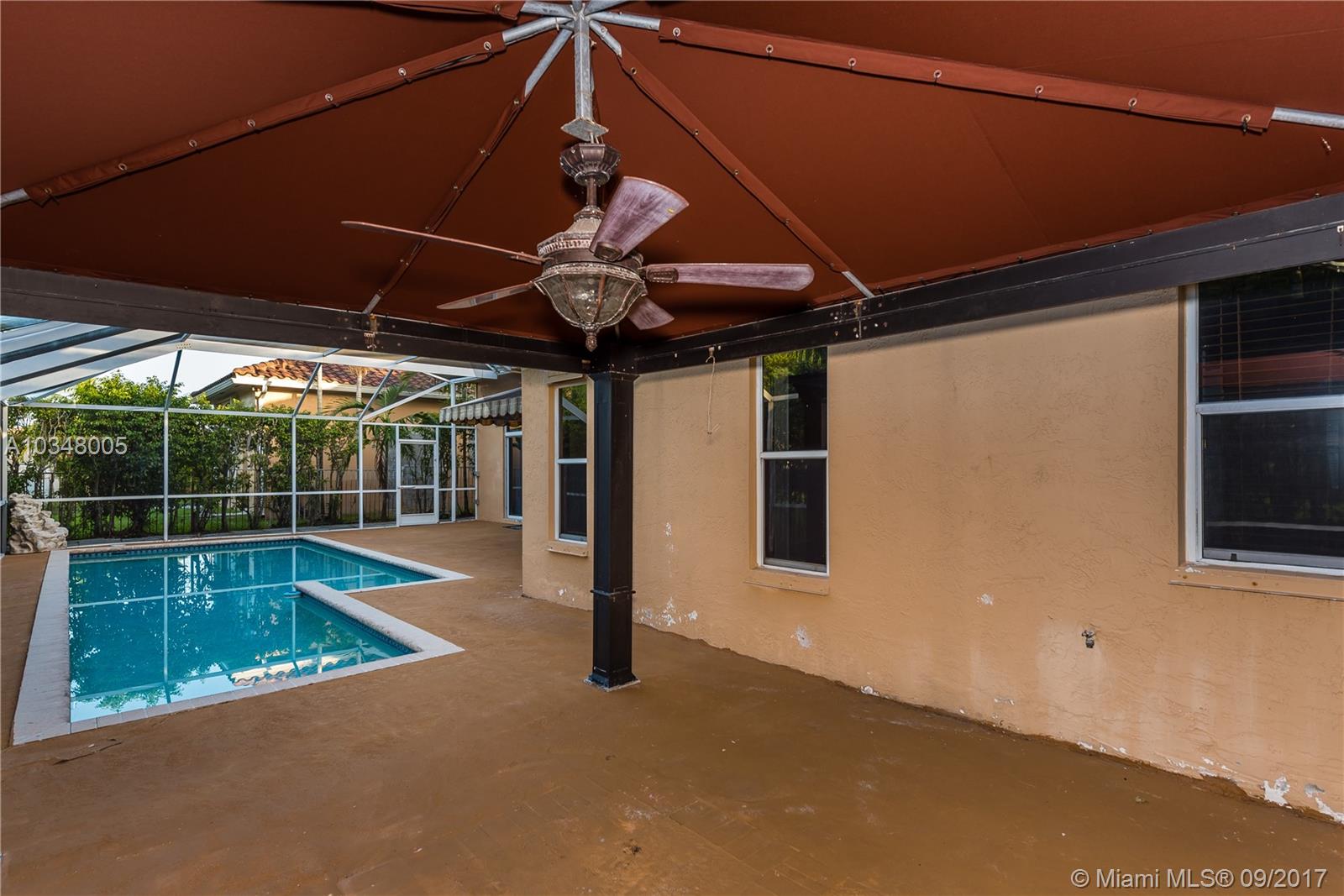 REPLAT OF COUNTRY LAKES S - Residential