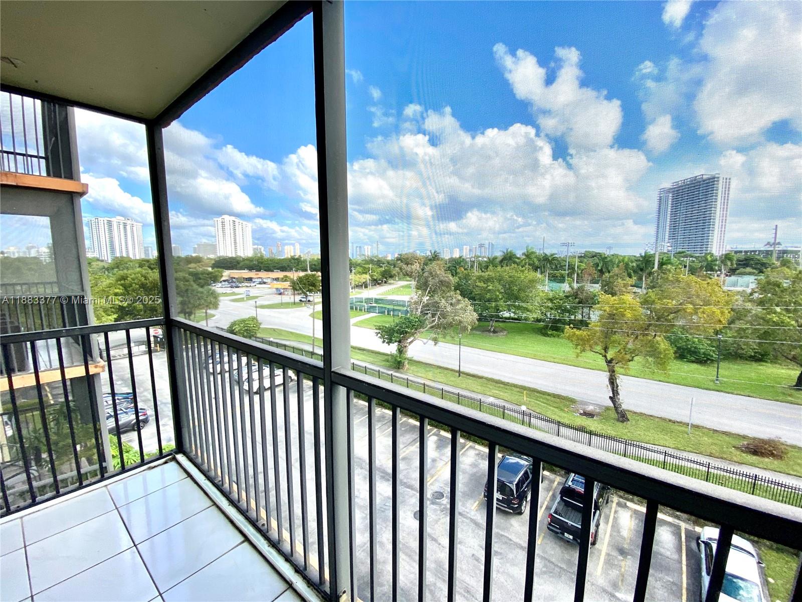 WOODSIDE APTS CONDO - Residential Lease