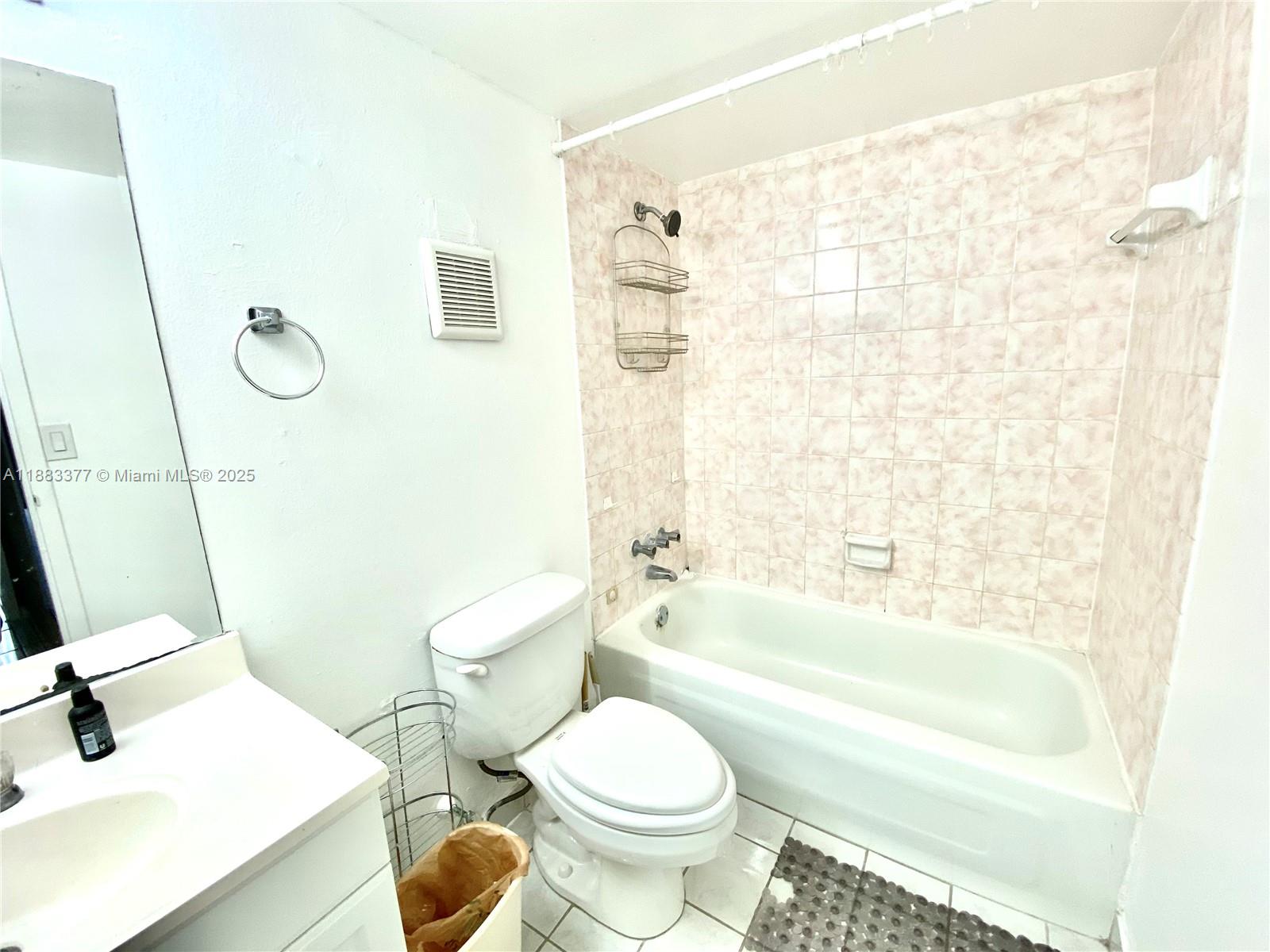 WOODSIDE APTS CONDO - Residential Lease