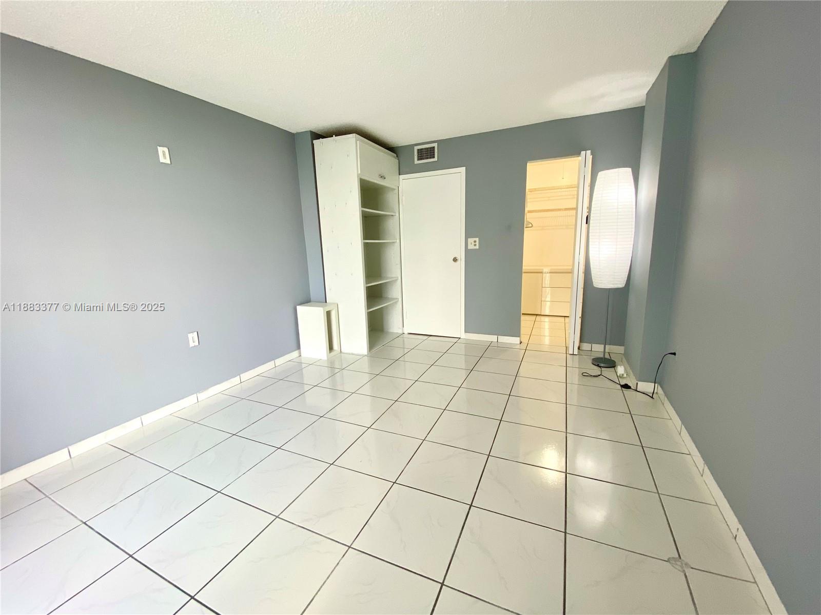WOODSIDE APTS CONDO - Residential Lease