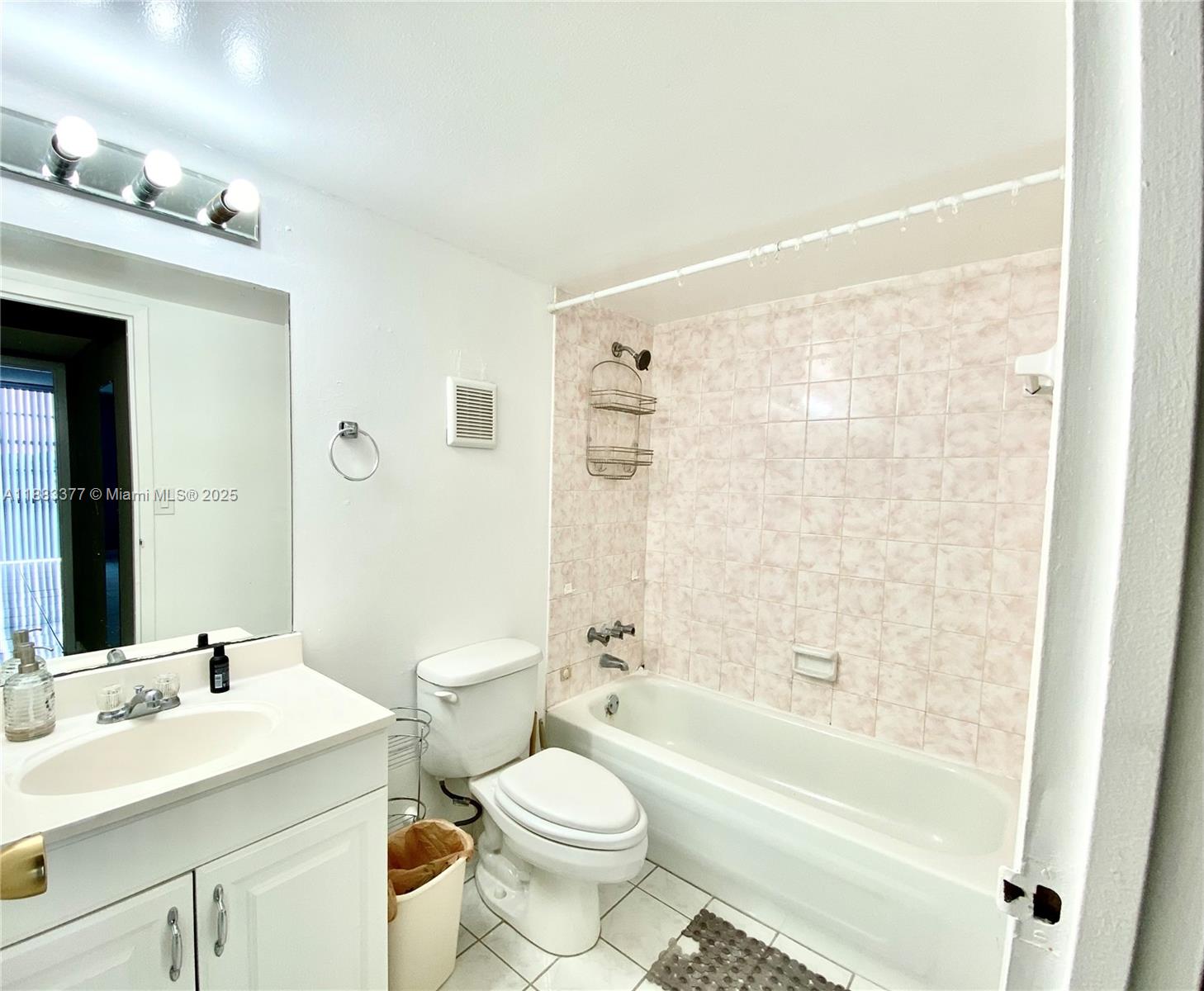 WOODSIDE APTS CONDO - Residential Lease