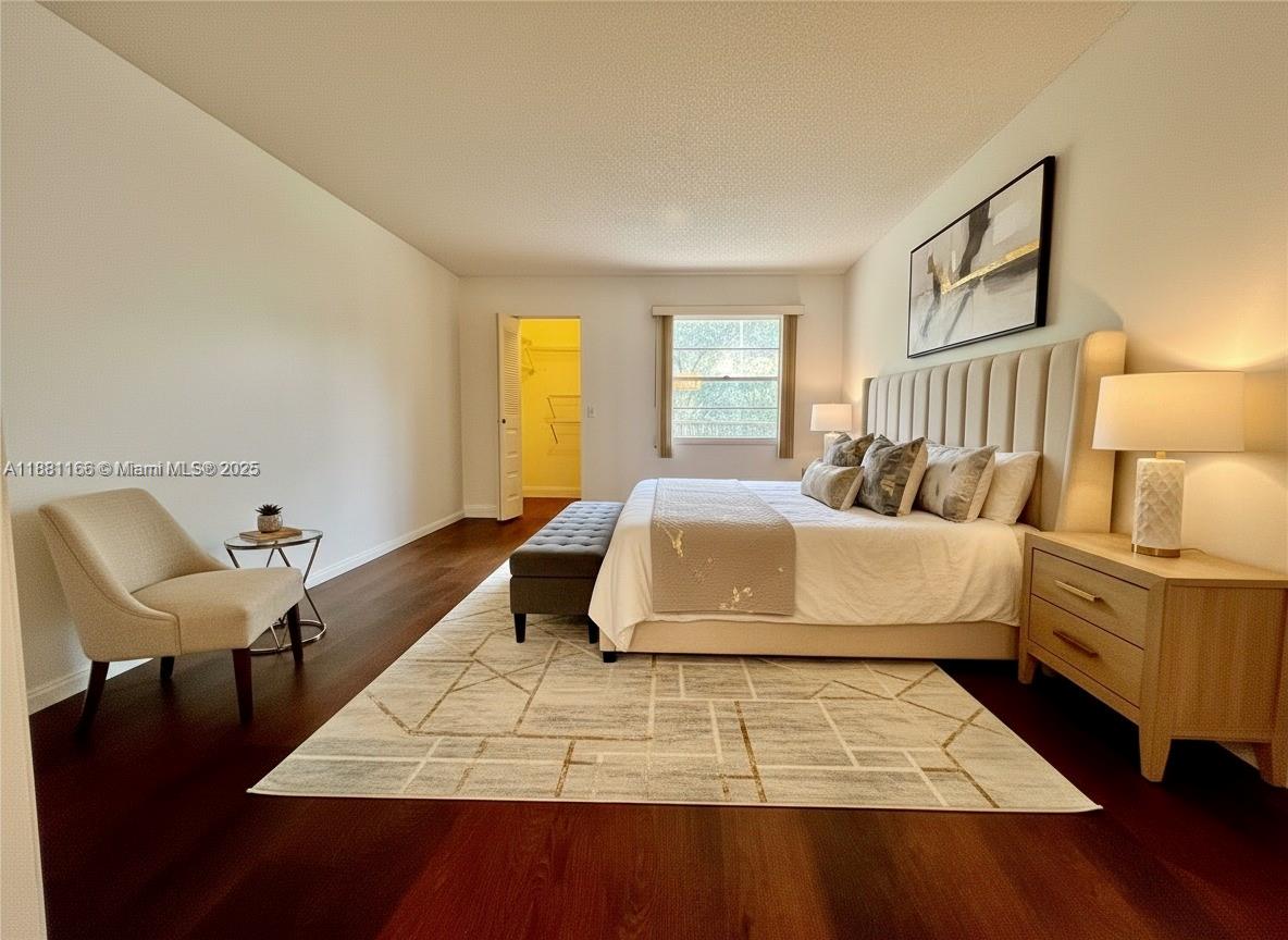 KINGSLEY AT CENTURY VILLA - Residential Lease