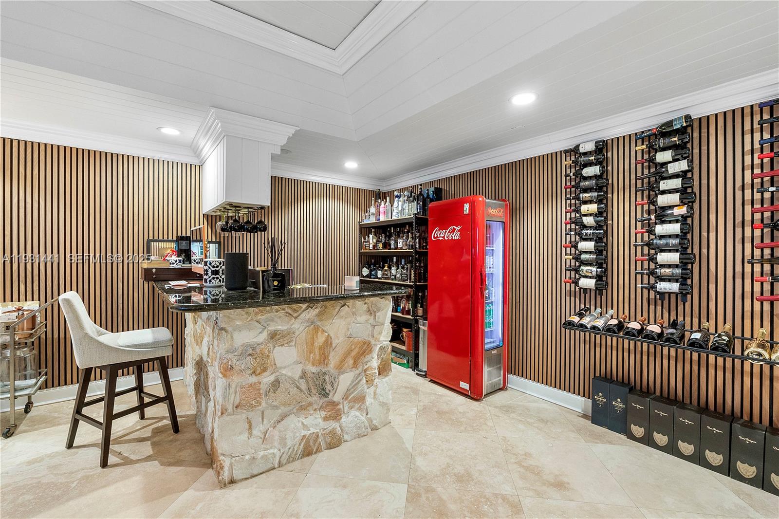 WHISPERING WOODS - Residential