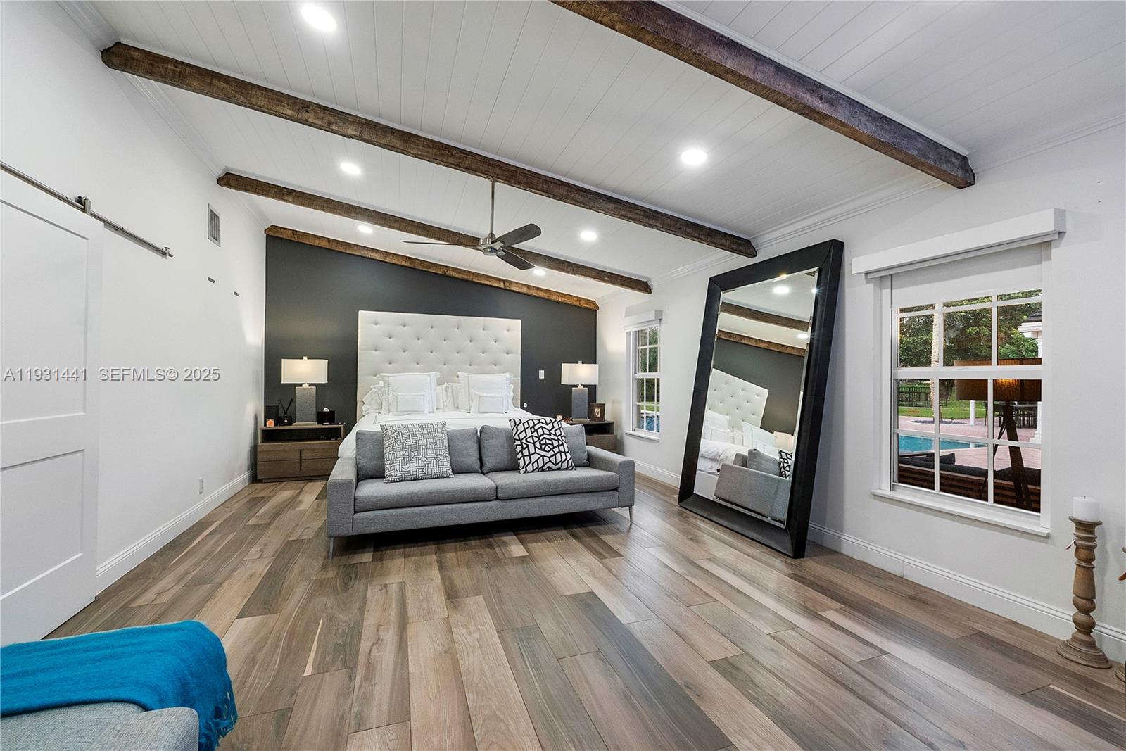 WHISPERING WOODS - Residential