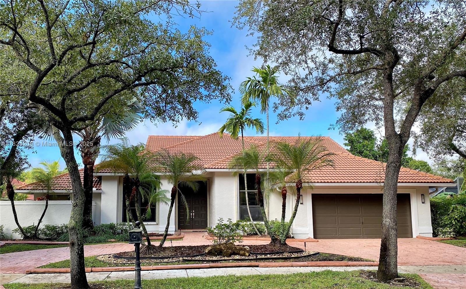 1099 Waterbrook Ln