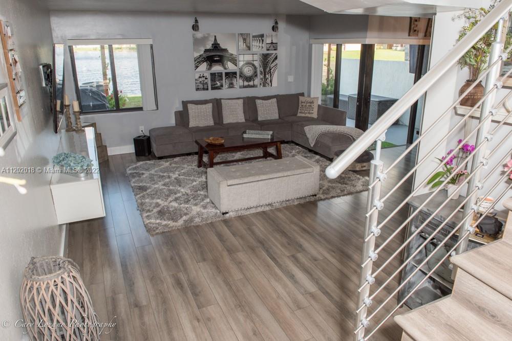 VILLA VENEZIA CONDO - Residential