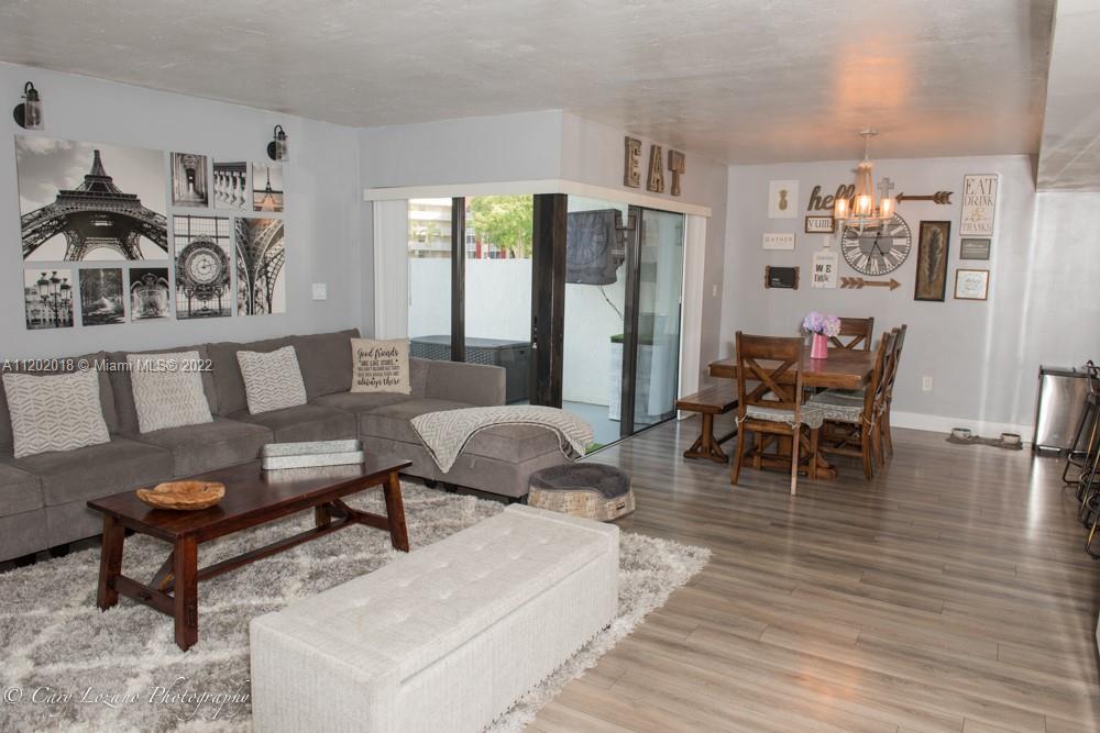 VILLA VENEZIA CONDO - Residential