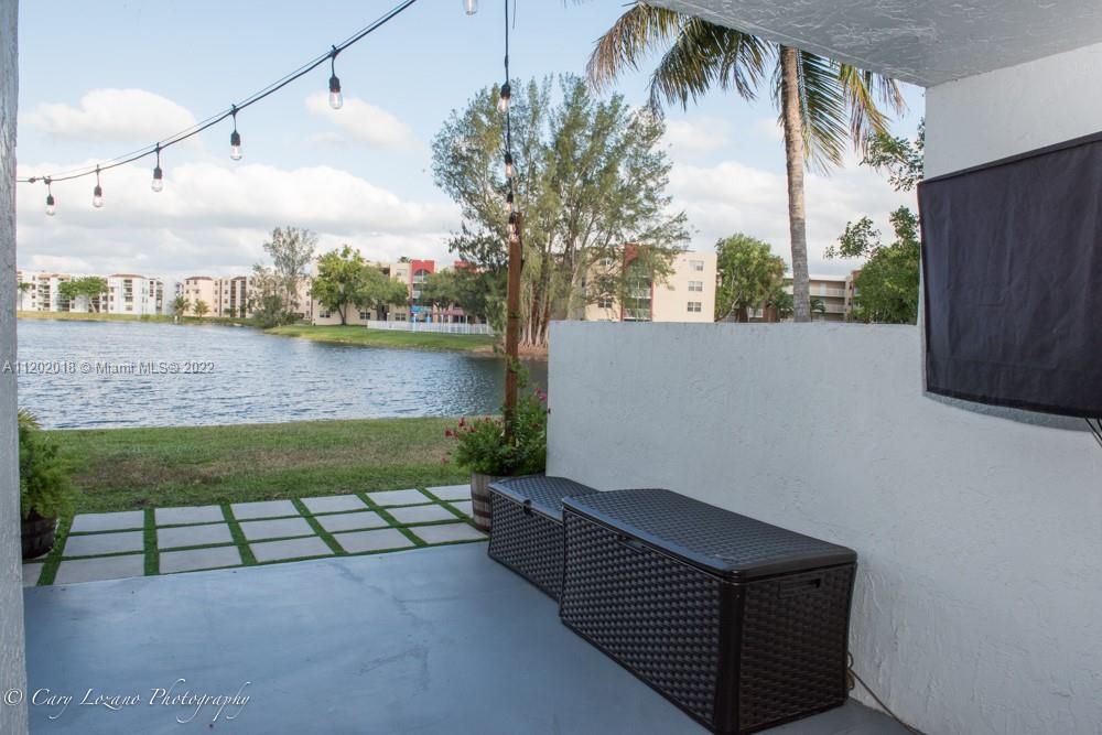 VILLA VENEZIA CONDO - Residential