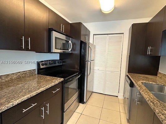 4016 NW 87TH AVE APT 4016, SUNRISE, FL 33351 - Image 84ea67be7ebd8f183ea61a793529ef8d/1061044620