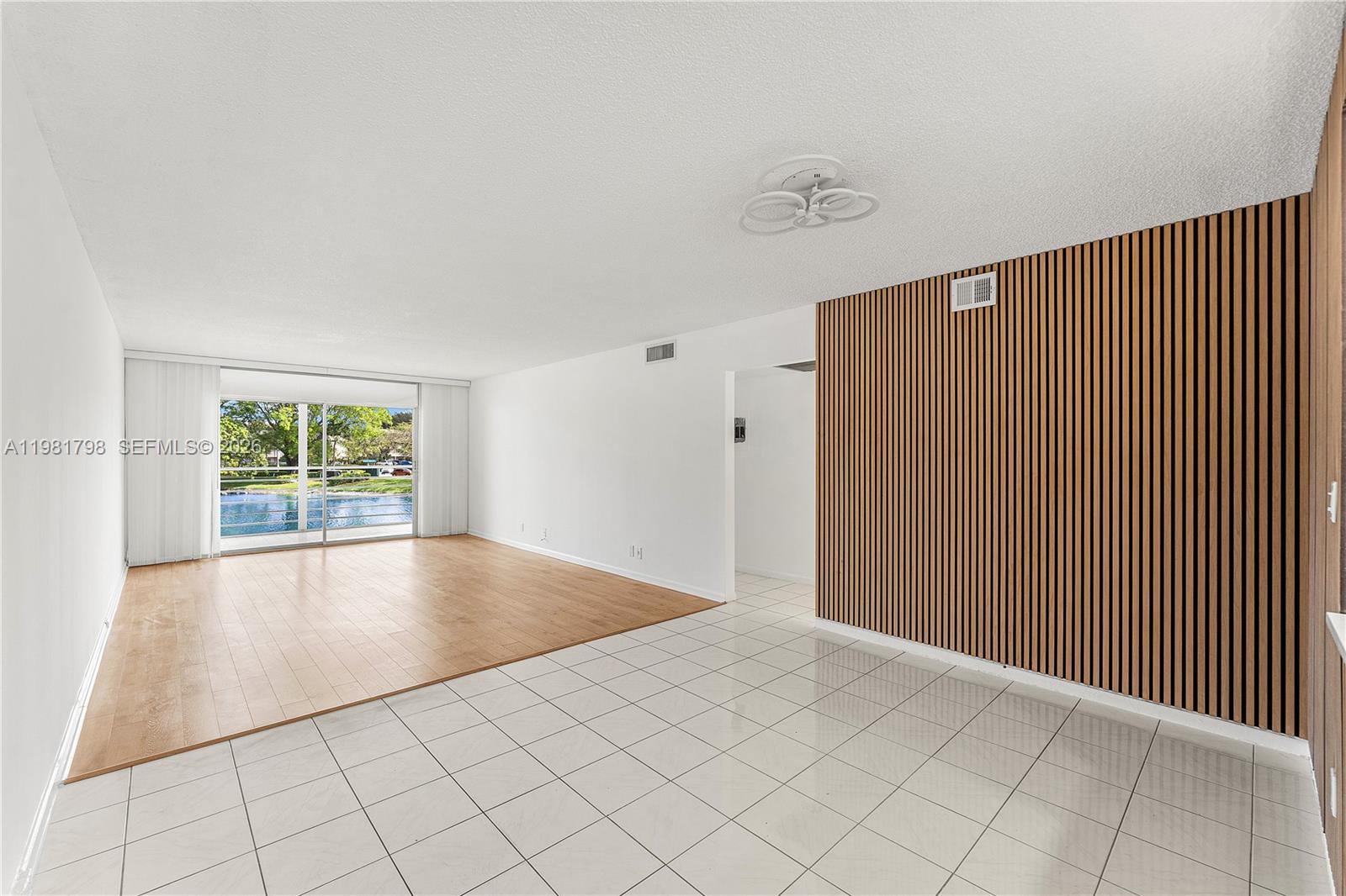 MARTINIQUE VILLAGE II F C - Residential