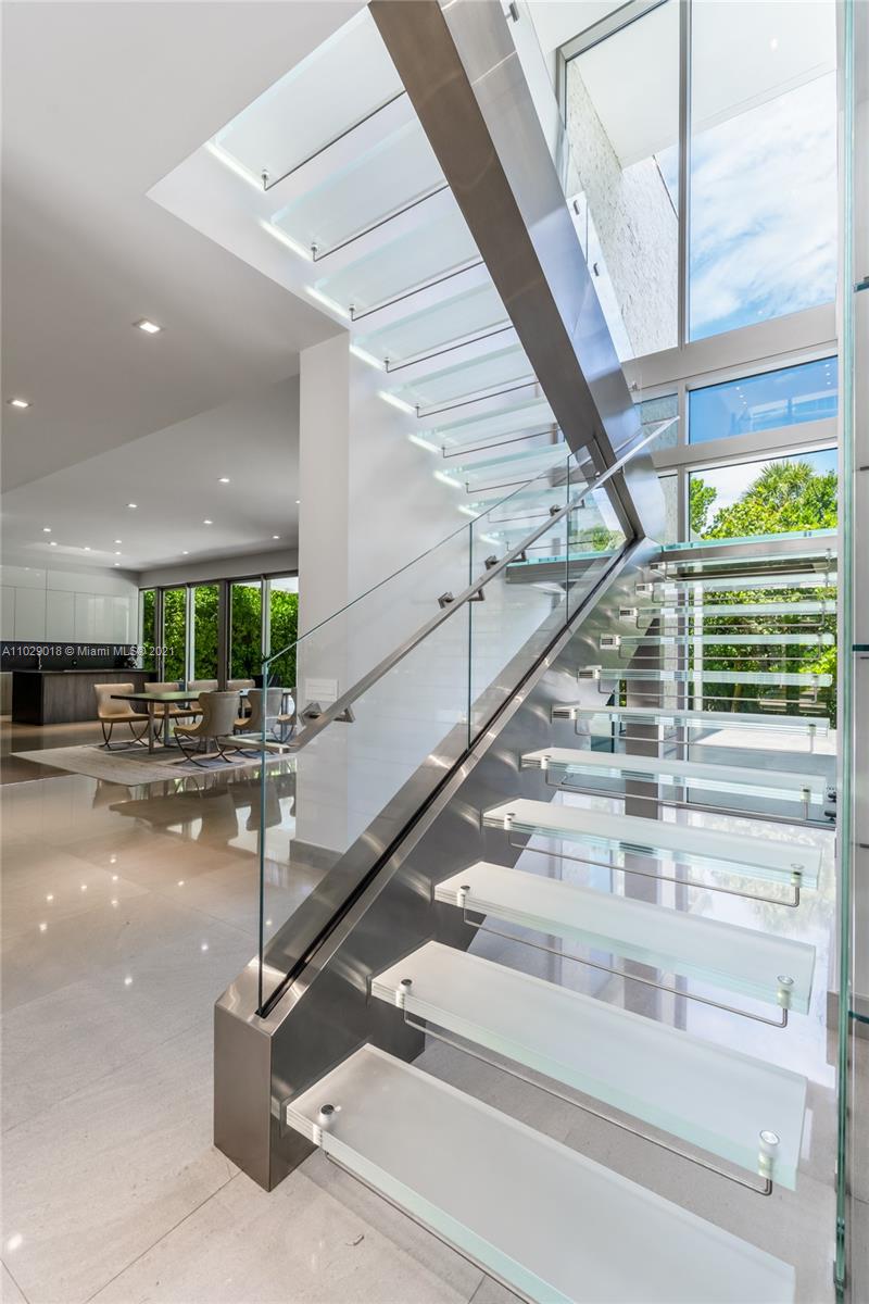 OCEANA KEY BISCAYNE CONDO - Residential