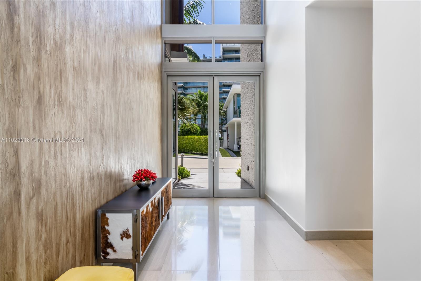 OCEANA KEY BISCAYNE CONDO - Residential