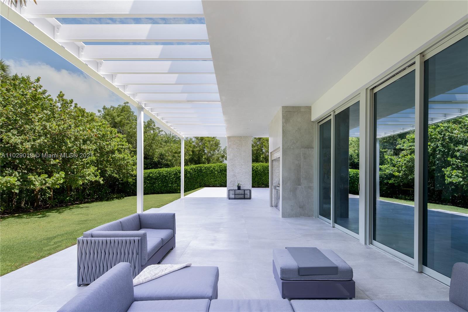 OCEANA KEY BISCAYNE CONDO - Residential