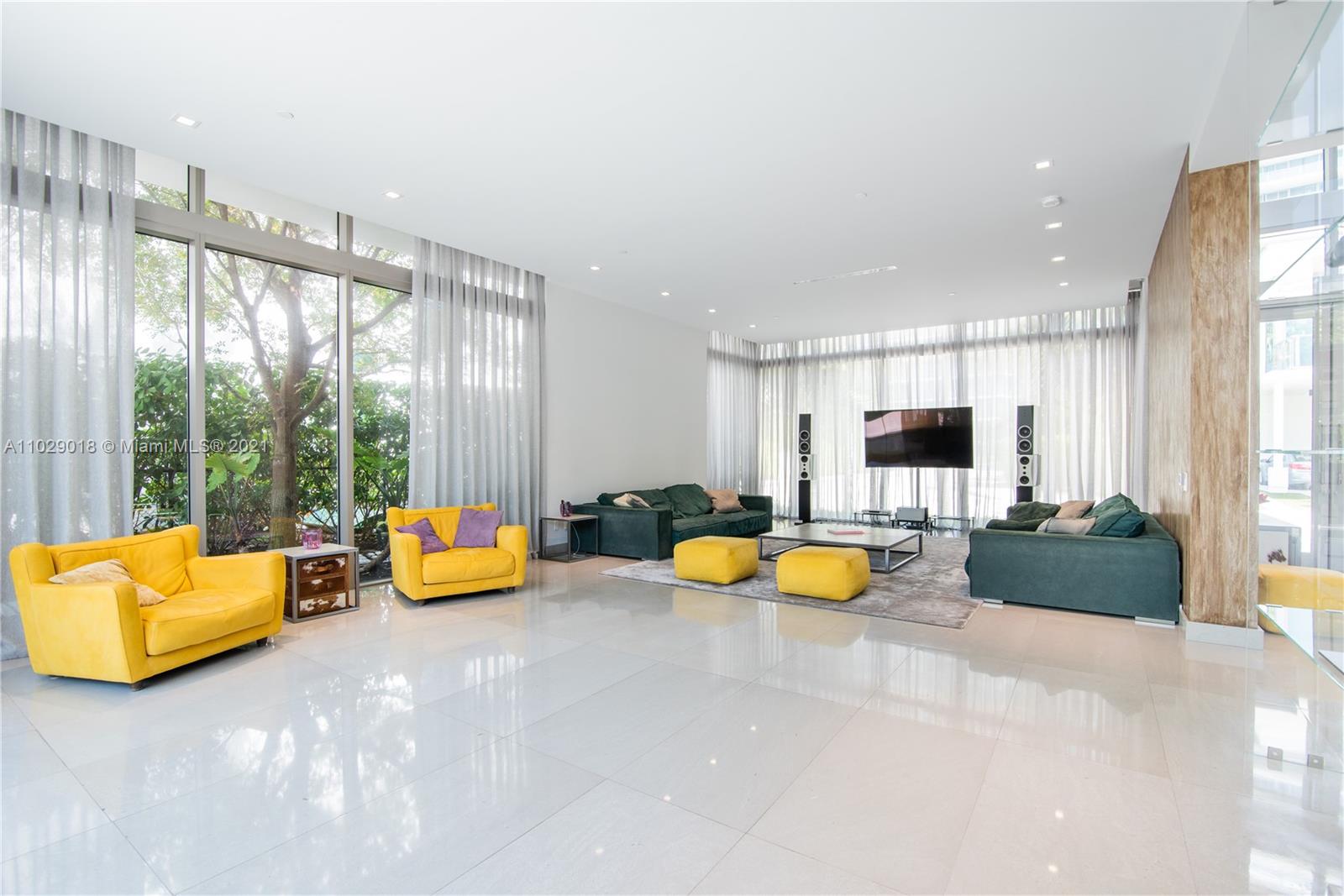 OCEANA KEY BISCAYNE CONDO - Residential